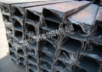 如何提高生產(chǎn)防火槽式電纜橋架自動化強(qiáng)度？